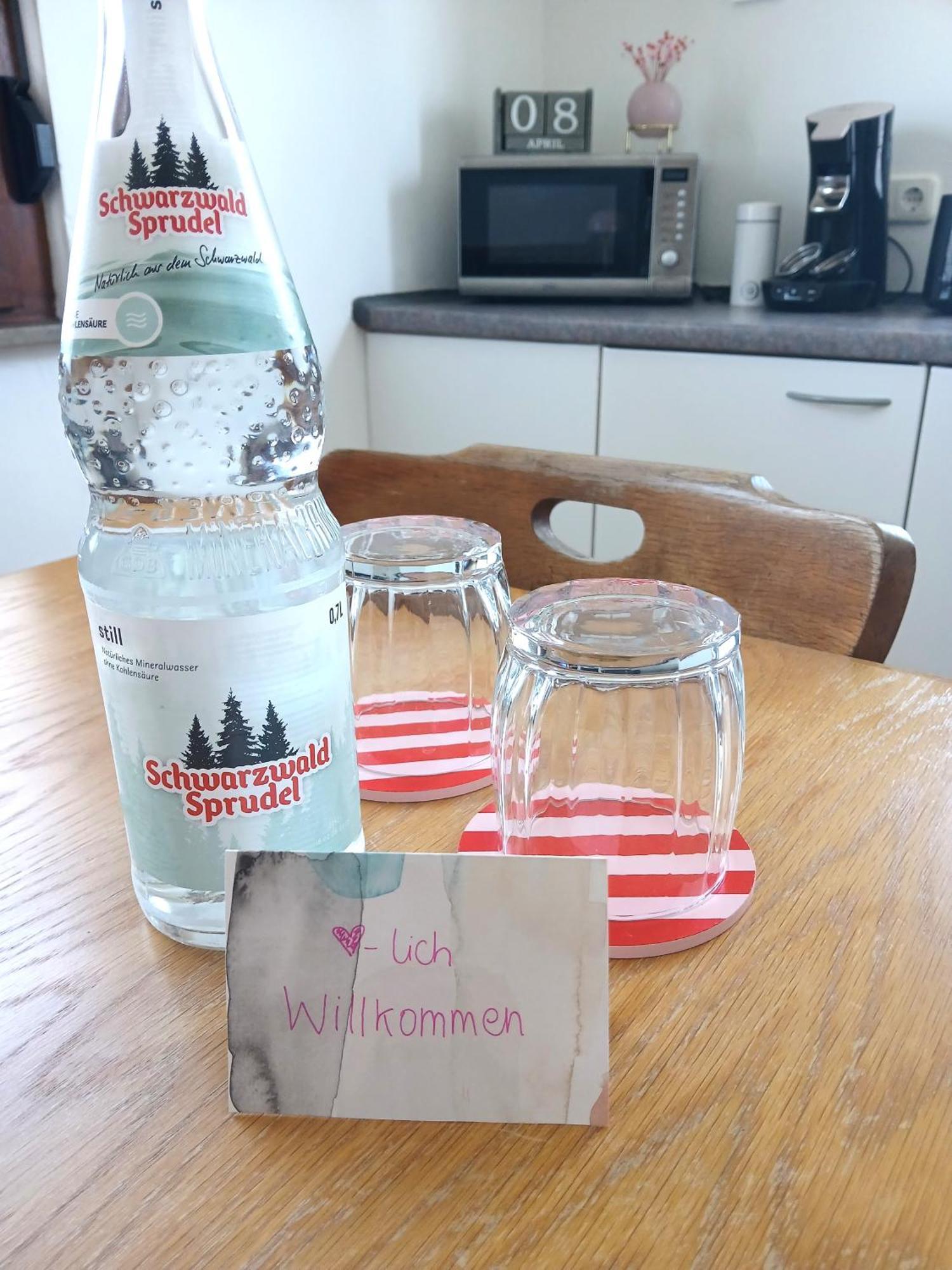 Happybnb Apartment Mit Sonniger Terrasse Lochgau Exteriör bild